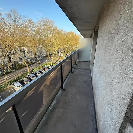Apartamento Lumineux Avec Balcon Proche De La Gare