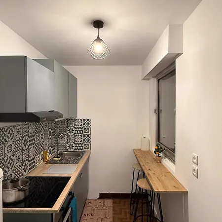 Apartman Lumineux Avec Balcon Proche De La Gare